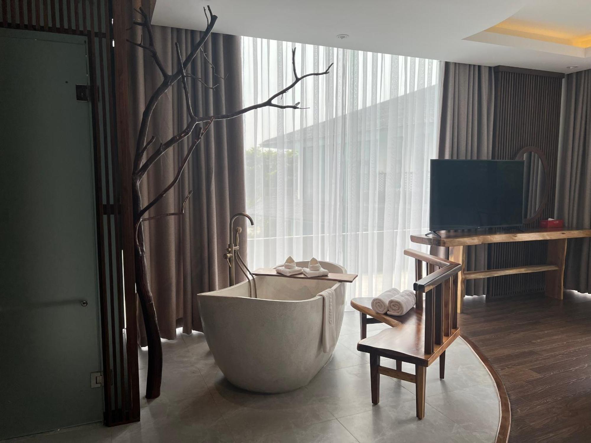 Minawa Kenhga Resort & Spa Ninh Binh Buitenkant foto